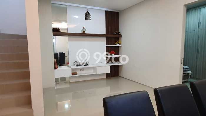 Hot Offer Hunian Premium Ideal dan Luas di Wiyung, Surabaya Hot Offer Hunian Premium Ideal dan Luas di Wiyung, Surabaya
