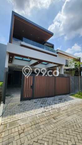 Rumah Elit LB 410m2 Siap Huni Desain Elegan di Citraland, Surabaya Rumah Elit LB 410m2 Siap Huni Desain Elegan di Citraland, Surabaya