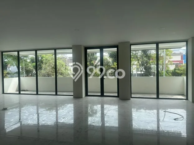 LOKASI PREMIUM! Kantor di BSD City, Luas 960m², Lokasi Niaga LOKASI PREMIUM! Kantor di BSD City, Luas 960m², Lokasi Niaga