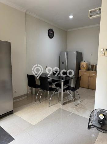 Jarang Ada! Rumah Kontrakan 3 Kamar Bagus Siap Huni Gading Serpong Pondok Hijau Golf Jarang Ada! Rumah Kontrakan 3 Kamar Bagus Siap Huni Gading Serpong Pondok Hijau Golf