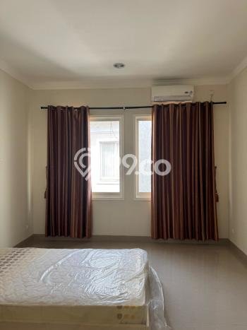 Jarang Ada! Rumah Kontrakan 3 Kamar Bagus Siap Huni Gading Serpong Pondok Hijau Golf Jarang Ada! Rumah Kontrakan 3 Kamar Bagus Siap Huni Gading Serpong Pondok Hijau Golf