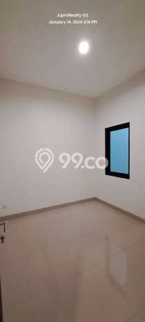 Lokasi terbaik! Rumah siap huni disewakan di BSD LB 210m2 Lokasi terbaik! Rumah siap huni disewakan di BSD LB 210m2