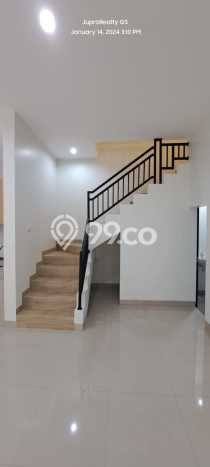Lokasi terbaik! Rumah siap huni disewakan di BSD LB 210m2 Lokasi terbaik! Rumah siap huni disewakan di BSD LB 210m2