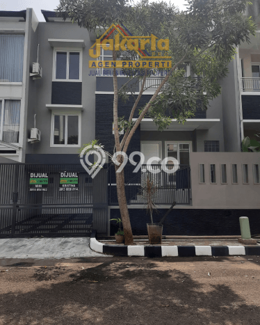 Hunian Mewah LB 270m2 Siap Huni Desain Elegan di Permata Buana, Jakarta Barat Hunian Mewah LB 270m2 Siap Huni Desain Elegan di Permata Buana, Jakarta Barat
