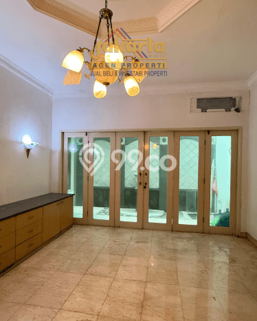Ready to Use! Luxury House LT 250m2 Desain Modern di Permata Buana Ready to Use! Luxury House LT 250m2 Desain Modern di Permata Buana