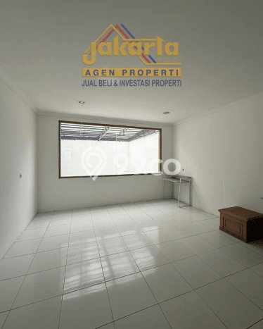 Disewakan! Rumah 4 Kamar Tidur &
3 Kamar Mandi di Permata Buana, Jakarta Barat Disewakan! Rumah 4 Kamar Tidur &
3 Kamar Mandi di Permata Buana, Jakarta Barat