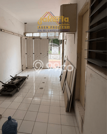 Ready to Use! Luxury House LT 250m2 Desain Modern di Permata Buana Ready to Use! Luxury House LT 250m2 Desain Modern di Permata Buana