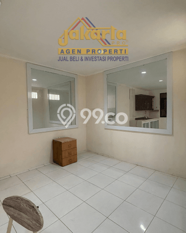 Disewakan! Rumah 4 Kamar Tidur &
3 Kamar Mandi di Permata Buana, Jakarta Barat Disewakan! Rumah 4 Kamar Tidur &
3 Kamar Mandi di Permata Buana, Jakarta Barat