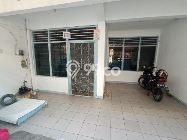 Dijual Rumah Luas Elegan Dengan View Eksklusif di Angke, Jakarta Barat Dijual Rumah Luas Elegan Dengan View Eksklusif di Angke, Jakarta Barat