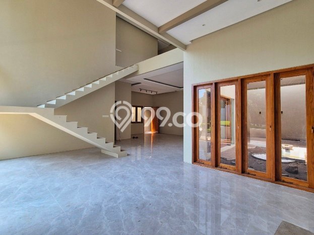 For Sale Rumah Mewah Exclusive di Blimbing, Malang For Sale Rumah Mewah Exclusive di Blimbing, Malang