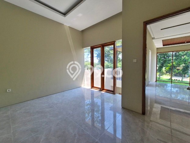 For Sale Rumah Mewah Exclusive di Blimbing, Malang For Sale Rumah Mewah Exclusive di Blimbing, Malang
