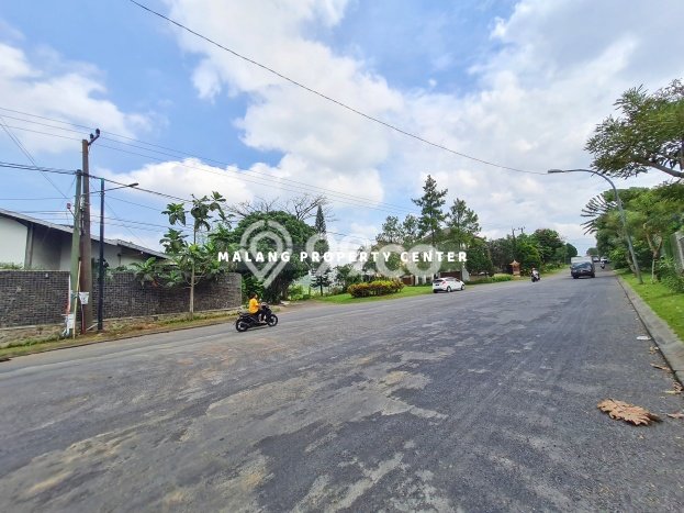 Hunian Mewah LB 1000m2 Siap Huni Desain Elegan di Villa Puncak Tidar, Malang Hunian Mewah LB 1000m2 Siap Huni Desain Elegan di Villa Puncak Tidar, Malang