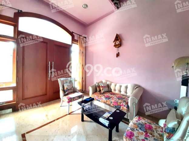 Ready to Use! Premium House LT 264m2 Desain Elegan di Dieng Ready to Use! Premium House LT 264m2 Desain Elegan di Dieng