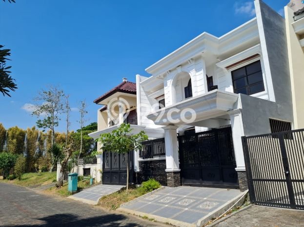 Rumah Bagus kawasan , Malang, LT 200m2m² Bangunan 360m2m² DIJUAL CEPAT! Rumah Bagus kawasan , Malang, LT 200m2m² Bangunan 360m2m² DIJUAL CEPAT!