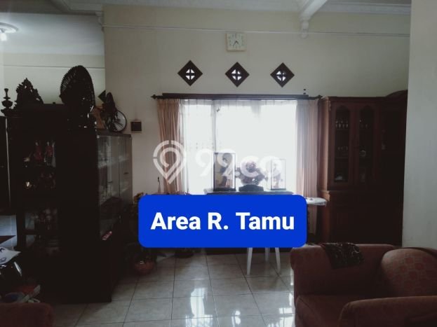 Dijual Rumah Premium dengan Fasilitas Sekitar Komplit di Klojen, Malang Dijual Rumah Premium dengan Fasilitas Sekitar Komplit di Klojen, Malang