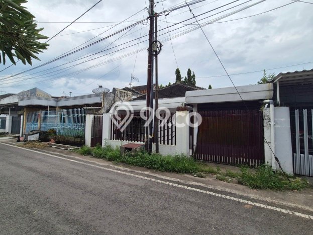 Jual Rumah Favorit Siap Huni LB 200m2 di Sukun, Malang Jual Rumah Favorit Siap Huni LB 200m2 di Sukun, Malang