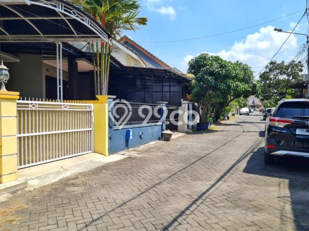 Rumah Modern Cantik 3 KT Siap Huni di Lowokwaru Rumah Modern Cantik 3 KT Siap Huni di Lowokwaru