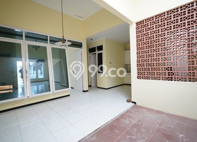 Siap Huni Rumah Mewah 5 Kamar di Blimbing Dekat ke Mana Pun Siap Huni Rumah Mewah 5 Kamar di Blimbing Dekat ke Mana Pun