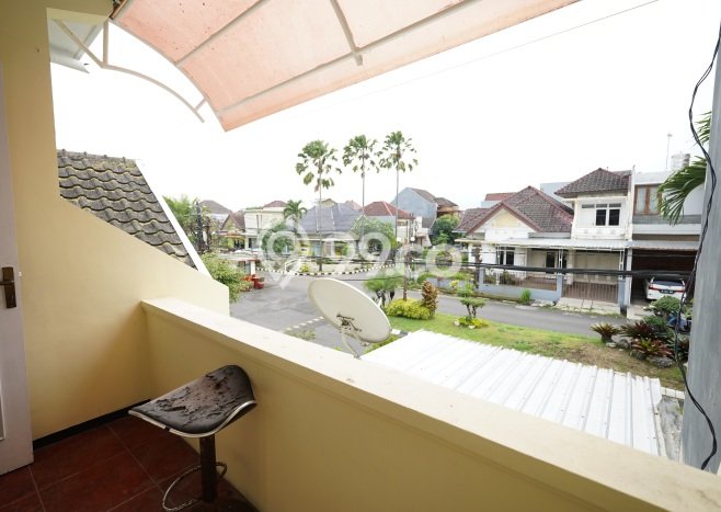 Siap Huni Rumah Mewah 5 Kamar di Blimbing Dekat ke Mana Pun Siap Huni Rumah Mewah 5 Kamar di Blimbing Dekat ke Mana Pun