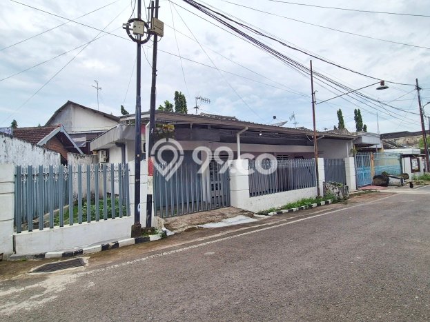 Dijual Cepat Rumah Favorit Siap Huni LB 130m2 di Sukun, Malang Dijual Cepat Rumah Favorit Siap Huni LB 130m2 di Sukun, Malang