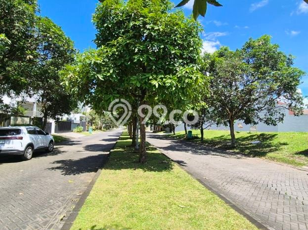 Rumah Eksklusif Dijual LT 300m2 di Blimbing, Malang Rumah Eksklusif Dijual LT 300m2 di Blimbing, Malang