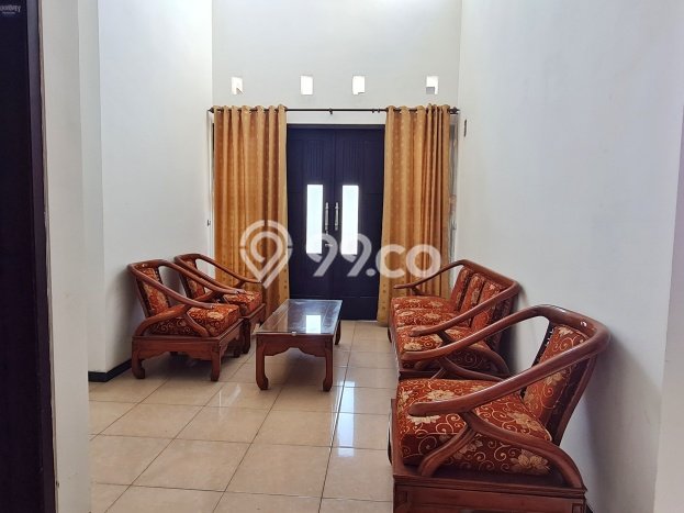 PROPERTI PILIHAN! Rumah area Lowokwaru, LT 200m2m² Bangunan 250m2m² PROPERTI PILIHAN! Rumah area Lowokwaru, LT 200m2m² Bangunan 250m2m²