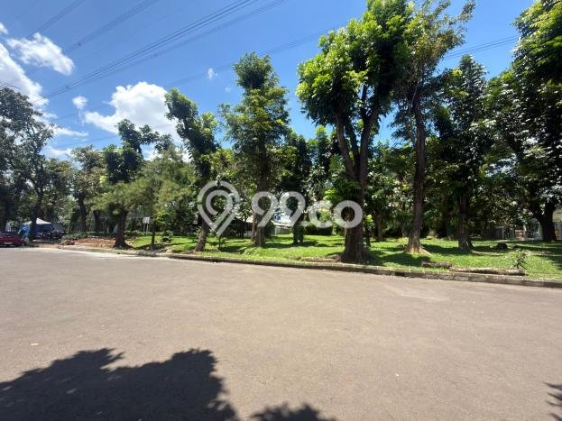 Untuk Disewa Tanah di Jakarta Selatan, Luas 2612m2 Area Berkembang Untuk Disewa Tanah di Jakarta Selatan, Luas 2612m2 Area Berkembang