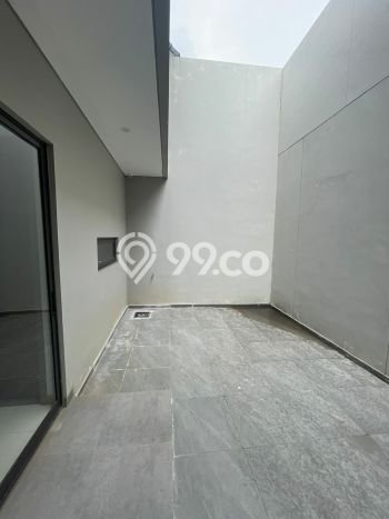 Rumah Kontrakan Tangerang LT 180m2 LB 300m2 Kawasan BSD Green Wich Rumah Kontrakan Tangerang LT 180m2 LB 300m2 Kawasan BSD Green Wich