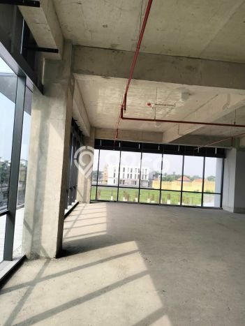 Unit Kantor Disewakan di Gading Serpong Scientia Garden di Area Ramai & Strategis Unit Kantor Disewakan di Gading Serpong Scientia Garden di Area Ramai & Strategis