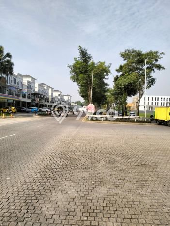 Unit Kantor Disewakan di Gading Serpong Scientia Garden di Area Ramai & Strategis Unit Kantor Disewakan di Gading Serpong Scientia Garden di Area Ramai & Strategis
