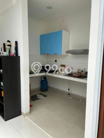 Disewakan! Rumah 3 Kamar Tidur &
3 Kamar Mandi di BSD Golden Viena, Tangerang Disewakan! Rumah 3 Kamar Tidur &
3 Kamar Mandi di BSD Golden Viena, Tangerang