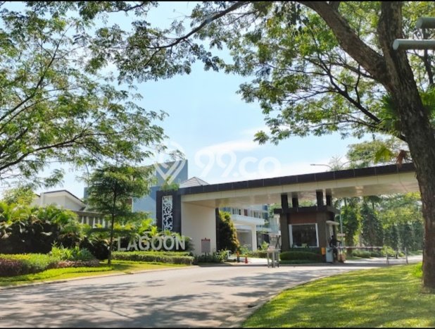 Rumah Strategis 3 KT Luas Tanah 105m2m² di Serpong, Tangerang Selatan Rumah Strategis 3 KT Luas Tanah 105m2m² di Serpong, Tangerang Selatan
