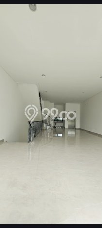 Kantor Disewa di Tangerang dengan LB 348m2 Area Komersial Ramai Kantor Disewa di Tangerang dengan LB 348m2 Area Komersial Ramai