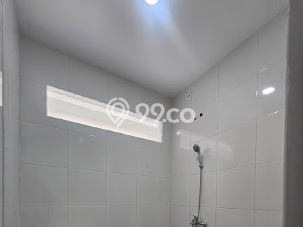 Hunian Elit LB 265m2 Siap Pakai Desain Elegan di BSD, Tangerang Hunian Elit LB 265m2 Siap Pakai Desain Elegan di BSD, Tangerang