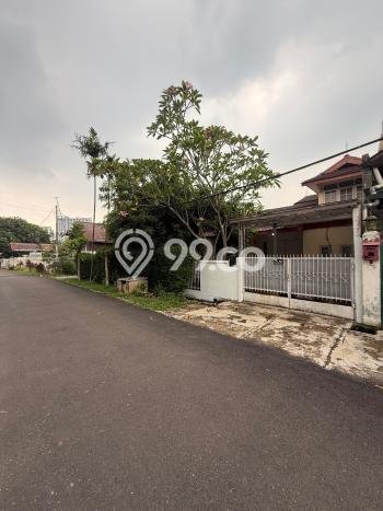 Jual Rumah Luas Elegan Dengan View Cantik di Bintaro, Jakarta Selatan Jual Rumah Luas Elegan Dengan View Cantik di Bintaro, Jakarta Selatan