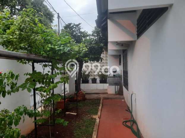 Rumah Luxury Modern Tanpa Renovasi di Pondok Gede Bekasi Rumah Luxury Modern Tanpa Renovasi di Pondok Gede Bekasi