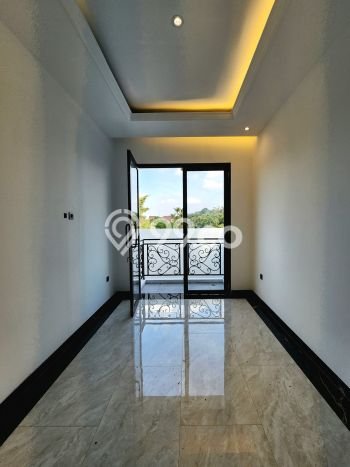 Hot Offer Hunian Mewah Ideal dan Luas di Jagakarsa, Jakarta Selatan Hot Offer Hunian Mewah Ideal dan Luas di Jagakarsa, Jakarta Selatan
