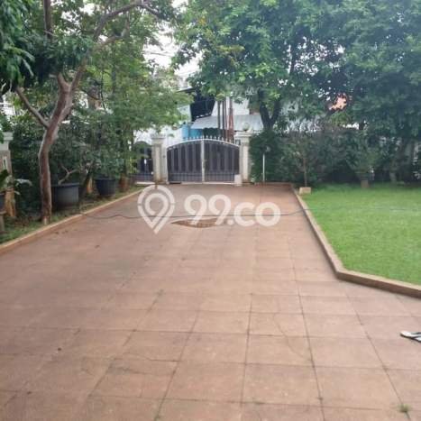 Rumah Luxury Modern Tanpa Renovasi di Cijantung Jakarta Timur Rumah Luxury Modern Tanpa Renovasi di Cijantung Jakarta Timur