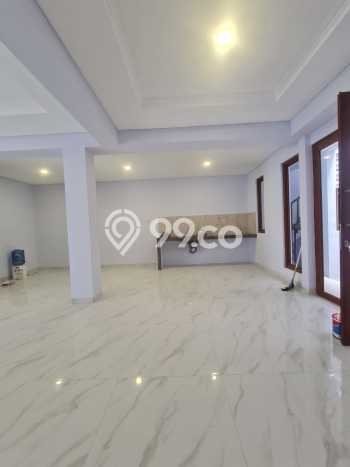 Dijual Rumah Luas Elegan Dengan View Eksklusif di Bintaro, Tangerang Selatan Dijual Rumah Luas Elegan Dengan View Eksklusif di Bintaro, Tangerang Selatan