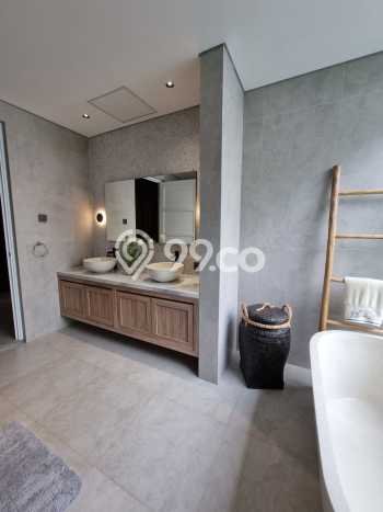 Rumah Elit Modern Siap Huni di Cinere Jakarta Selatan Rumah Elit Modern Siap Huni di Cinere Jakarta Selatan