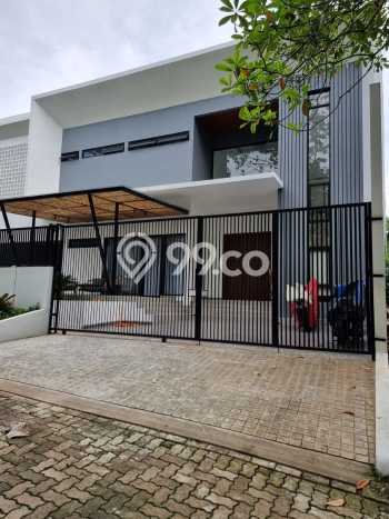 Rumah Elit Modern Siap Huni di Cinere Jakarta Selatan Rumah Elit Modern Siap Huni di Cinere Jakarta Selatan