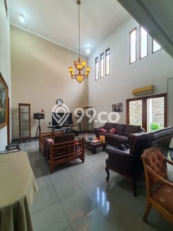 Rumah Luxury Modern Tanpa Renovasi di Bintaro Tangerang Selatan Rumah Luxury Modern Tanpa Renovasi di Bintaro Tangerang Selatan