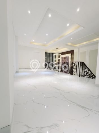 Dijual Rumah Premium dengan Fasilitas Sekitar Lengkap di Kembangan, Jakarta Barat Dijual Rumah Premium dengan Fasilitas Sekitar Lengkap di Kembangan, Jakarta Barat