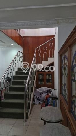 Siap Huni Hunian Elit 4 Kamar di Tebet Dekat ke Mana Saja Siap Huni Hunian Elit 4 Kamar di Tebet Dekat ke Mana Saja