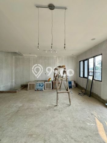 Rumah Mewah Siap Huni LT 130m2 di Kebayoran Lama, Jakarta Selatan Rumah Mewah Siap Huni LT 130m2 di Kebayoran Lama, Jakarta Selatan