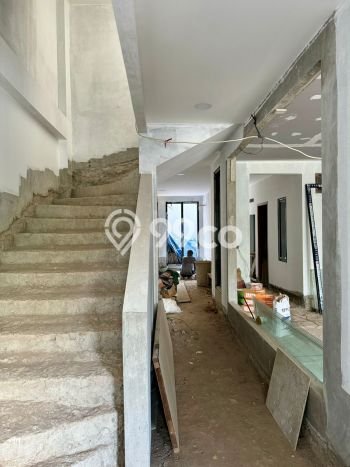 Rumah Mewah Siap Huni LT 130m2 di Kebayoran Lama, Jakarta Selatan Rumah Mewah Siap Huni LT 130m2 di Kebayoran Lama, Jakarta Selatan