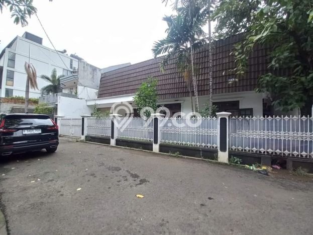 Hunian Mewah LB 240m2 Siap Huni Desain Elegan di Kemang, Jakarta Selatan Hunian Mewah LB 240m2 Siap Huni Desain Elegan di Kemang, Jakarta Selatan