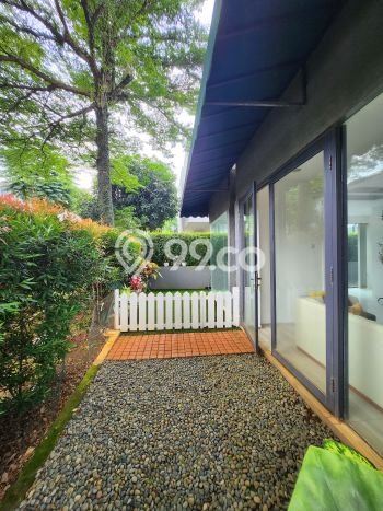 Dijual Rumah Luas Megah Dengan View Cantik di Veteran, Jakarta Selatan Dijual Rumah Luas Megah Dengan View Cantik di Veteran, Jakarta Selatan