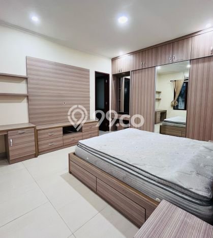 Sewa Rumah Harga Terjangkau di Cipete Jakarta Selatan Punya 4 Kamar Tidur Sewa Rumah Harga Terjangkau di Cipete Jakarta Selatan Punya 4 Kamar Tidur