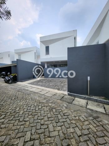 Jual Rumah Mewah Megah Dengan View Cantik di Lebak Bulus, Jakarta Selatan Jual Rumah Mewah Megah Dengan View Cantik di Lebak Bulus, Jakarta Selatan